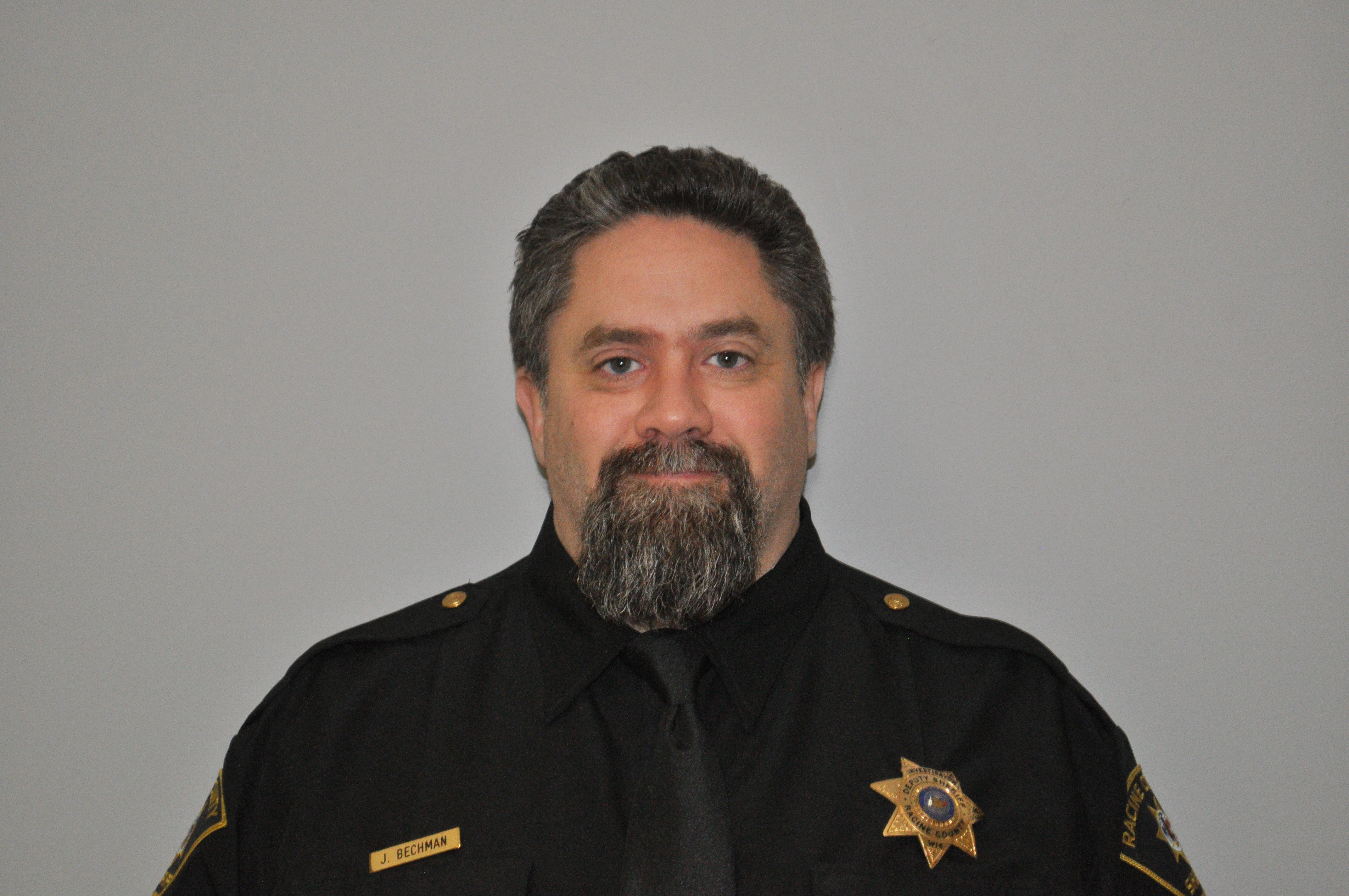 Ex-Racine Co Sheriff’s investigator pleads guilty, gets jail time in wife abuse case