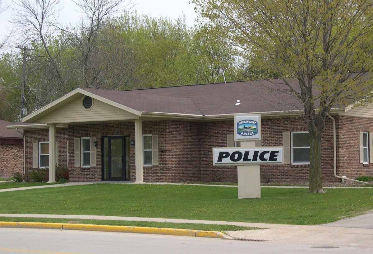 Johnson Creek cop no longer employed after DUI arrest; may face more charges